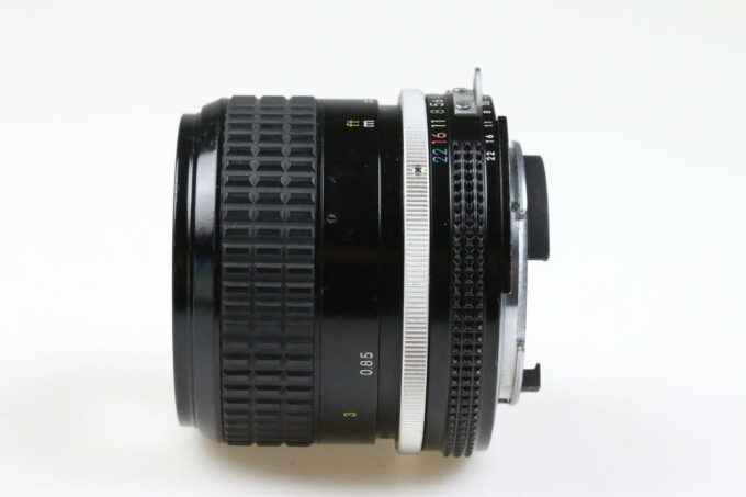 Nikon MF 85mm f/2,0 AI - #179472