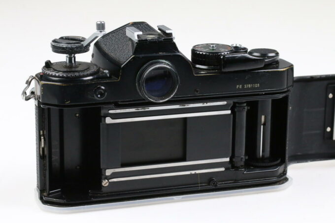 Nikon FE Gehäuse schwarz - #3781103