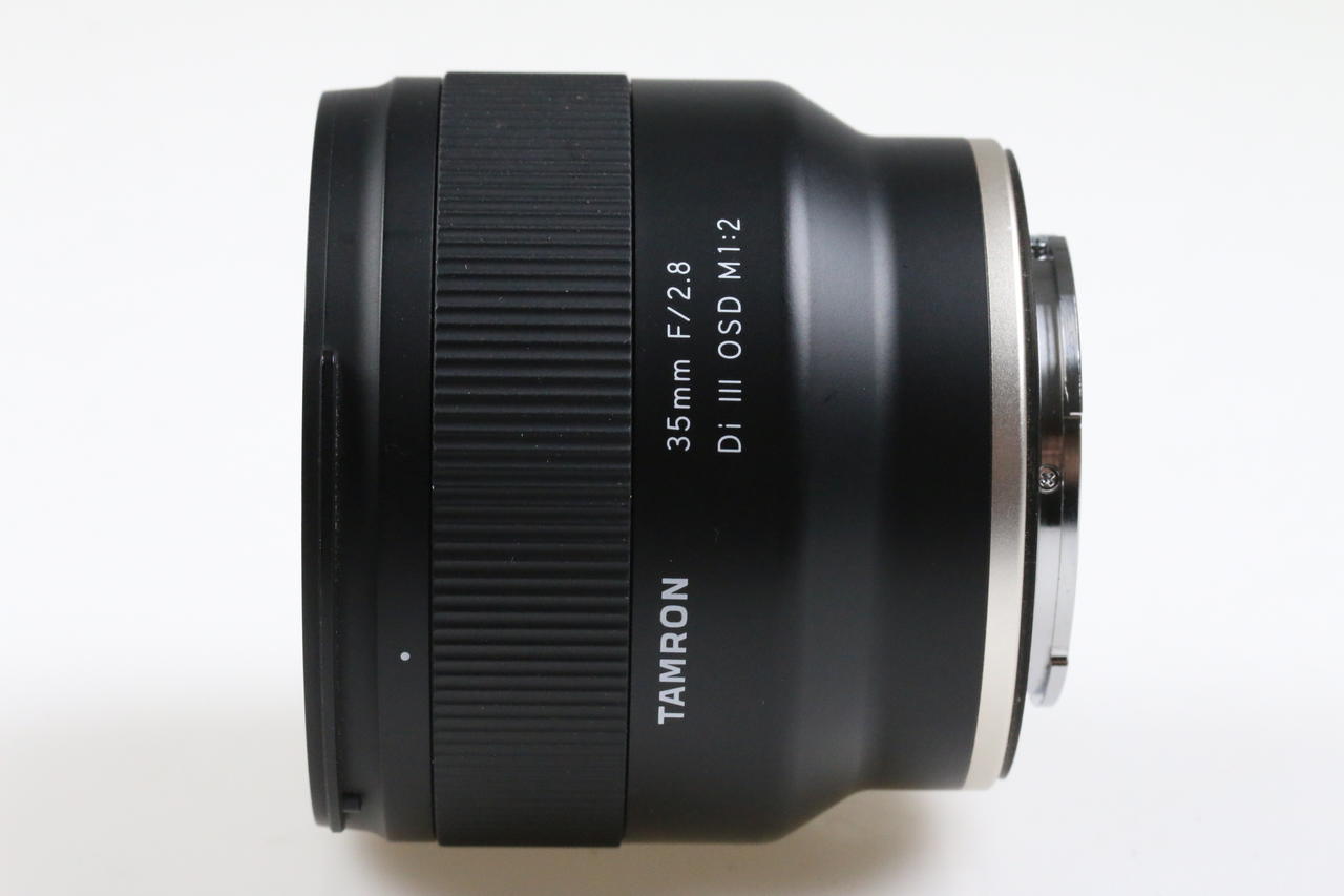 Tamron 35mm f/2,8 Di III OSD M 1:2 für Sony E-Mount