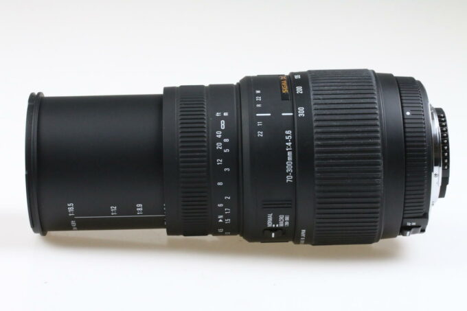 Sigma 70-300mm f/4,0-5,6 DG Macro für Nikon F (AF FX) - #13099670