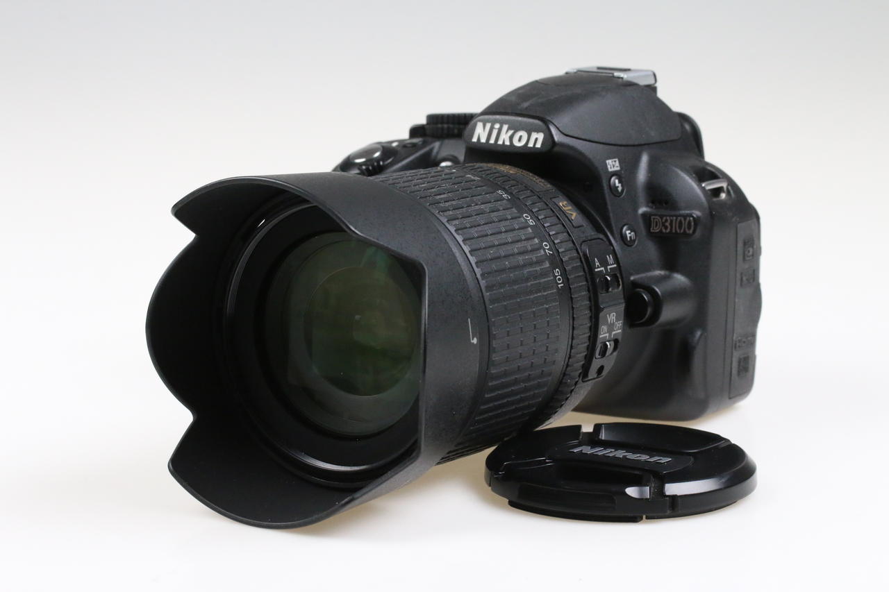 Nikon D3100 mit AF-S DX 18-105mm f/3,5-5,6 VR - #7595320