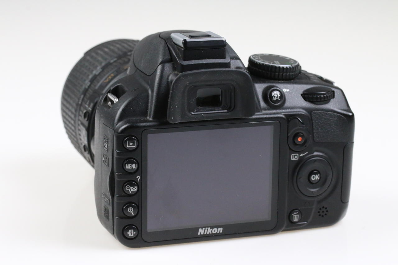 Nikon D3100 mit AF-S DX 18-105mm f/3,5-5,6 VR - #7595320 - Image 4