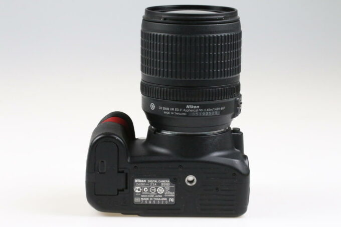 Nikon D3100 mit AF-S DX 18-105mm f/3,5-5,6 VR - #7595320