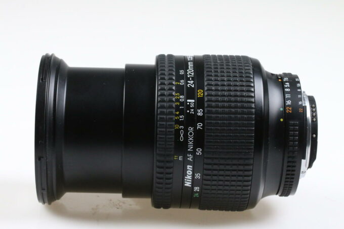 Nikon AF 24-120mm f/3,5-5,6 D - #203423