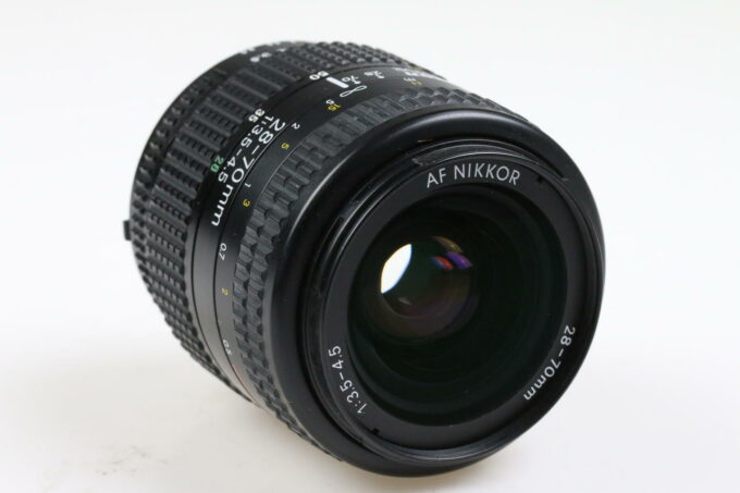 Nikon AF 28-70mm f/3,5-4,5 - #2033504