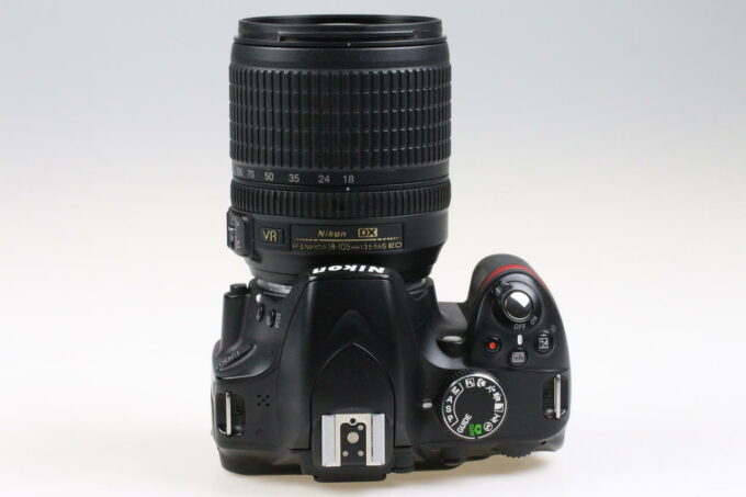 Nikon D3200 mit AF-S DX 18-105mm f/3,5-5,6 VR - #6923416