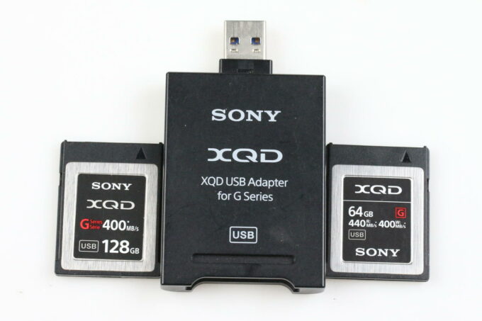 Sony XQD USB-Adapter für G-Serie mit 2 XQD Speicherkarten