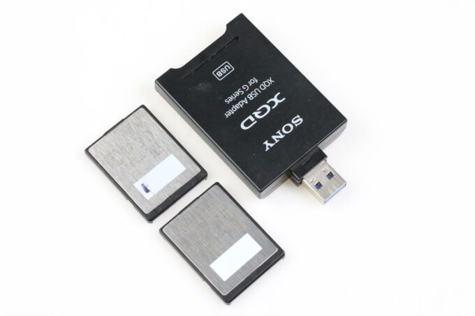 Sony XQD USB-Adapter für G-Serie mit 2 XQD Speicherkarten - Image 2