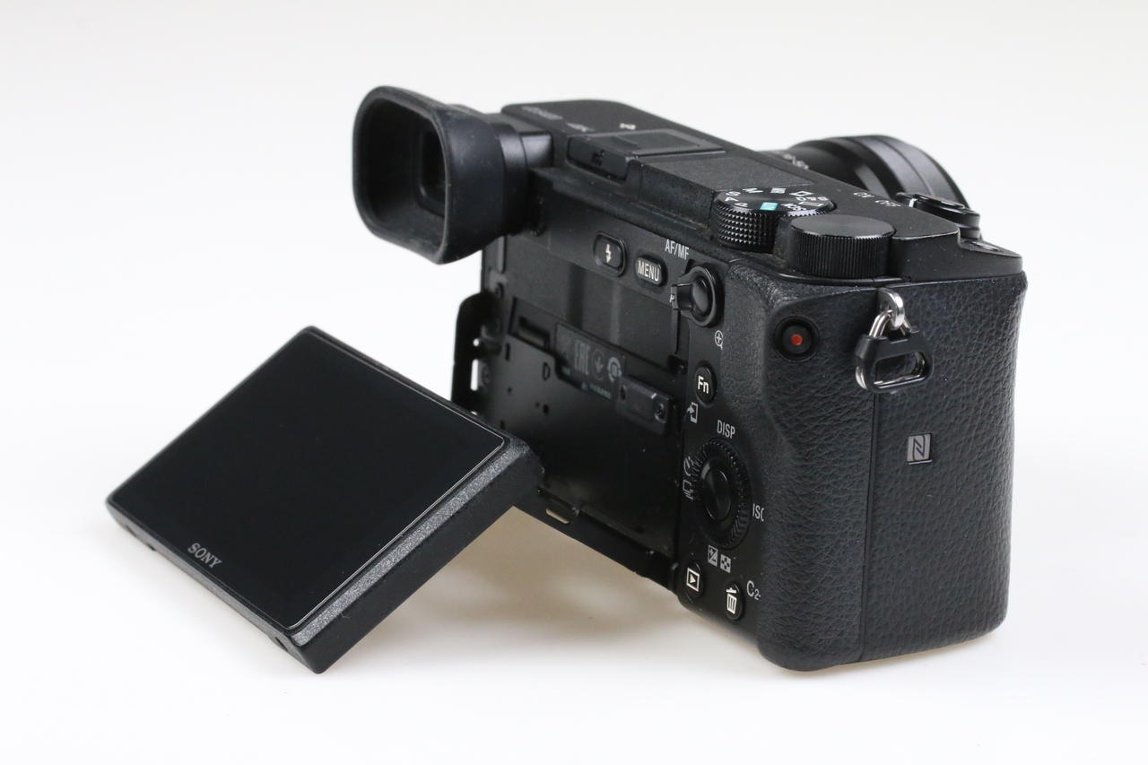 Sony Alpha 6400 mit E PZ 16-50mm OSS - #3835810 - Image 6