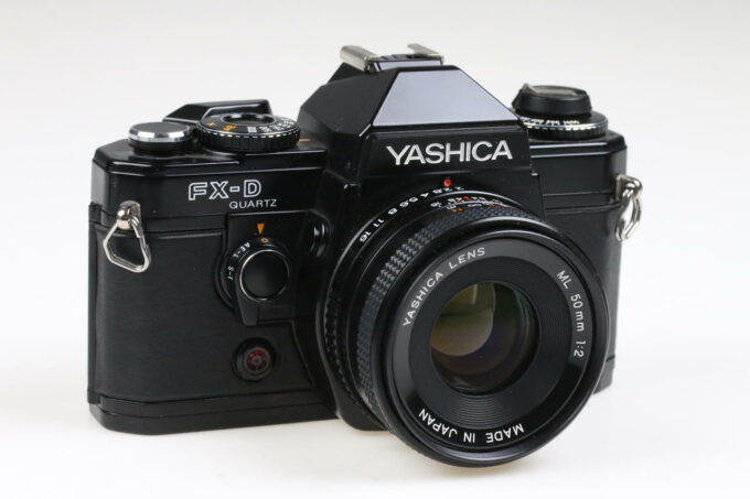 Yashica FX-D Quarz mit ML 50mm f/2,0 - #162885