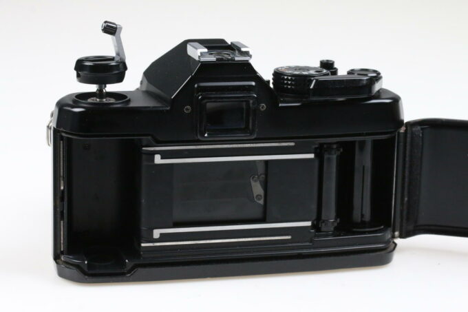 Yashica FX-3 Super 2000 mit ML 50mm f/1,9 - #1606108