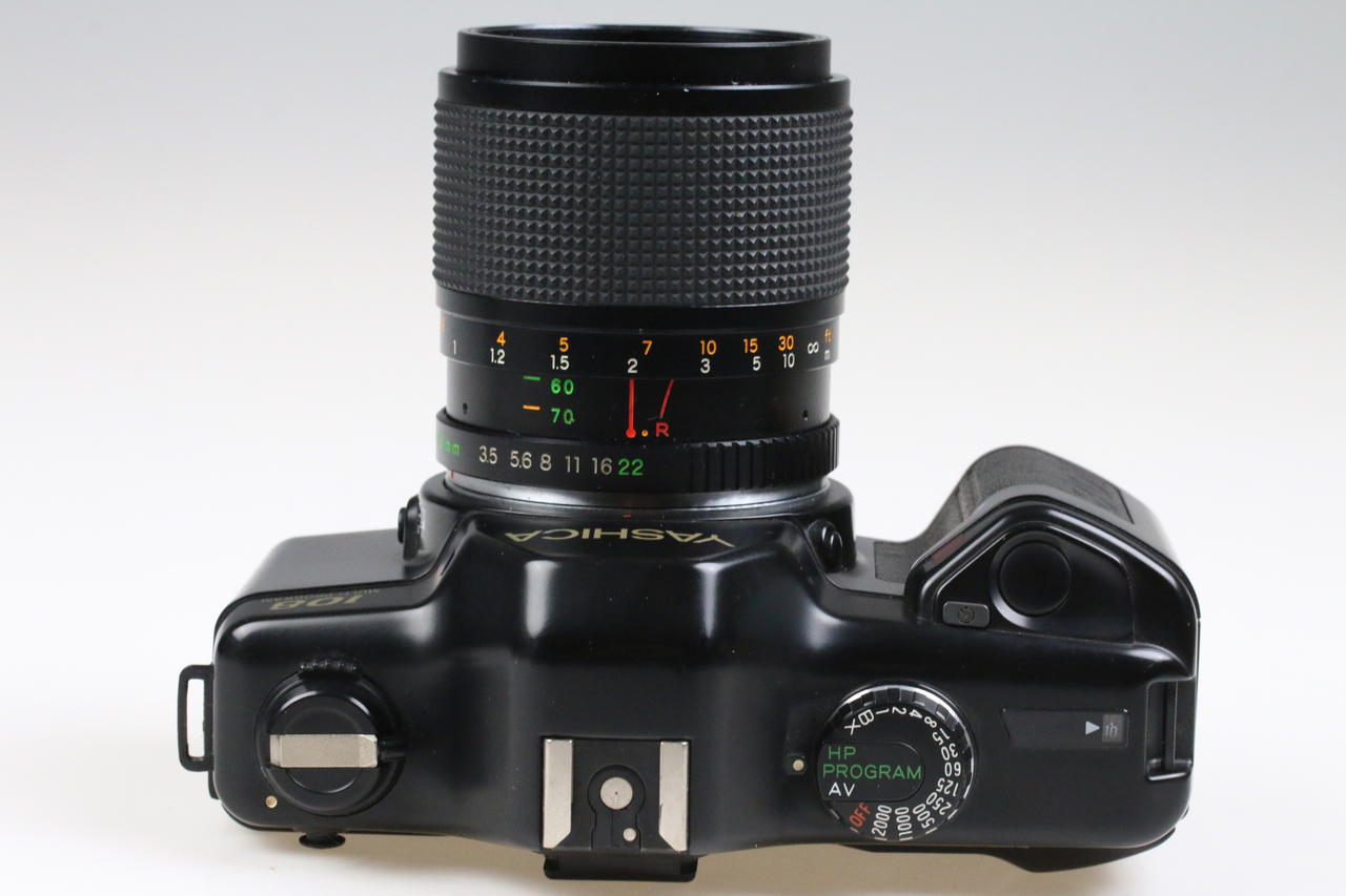 Yashica 108 Multi Program mit Yashica MC 35-70mm 3,5-4,5 - #5134365