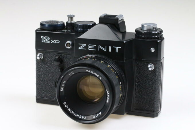 KMZ Zenit 12XP mit Yashica 50mm f/2,0 Gehäuse - #89063999