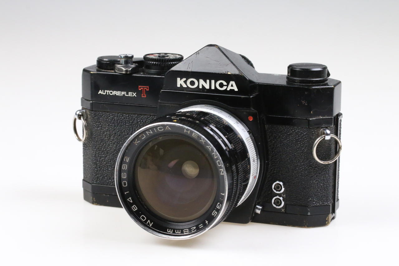 Konica Autoreflex T Gehäuse mit Hexanon 28mm f/3,5 - #361304