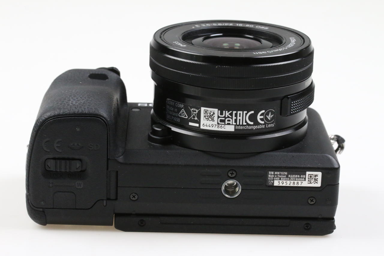 Sony Alpha 6400 mit E PZ 16-50mm OSS - #3952887