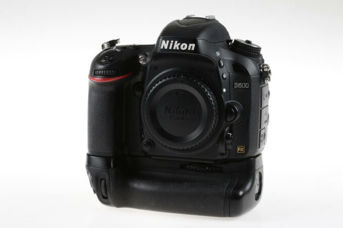 Nikon D600 mit Zubehörpaket - #6071813