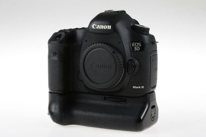 Canon EOS 5D Mark III mit Zubehörpaket - #213020008918