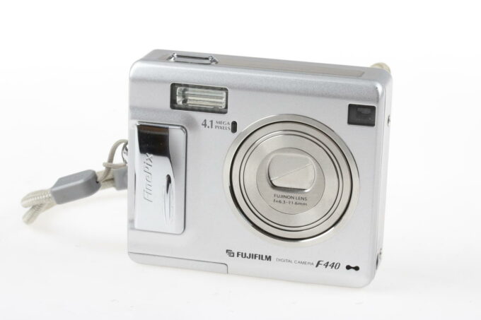 FUJIFILM FinePix F440 - #4GL24436