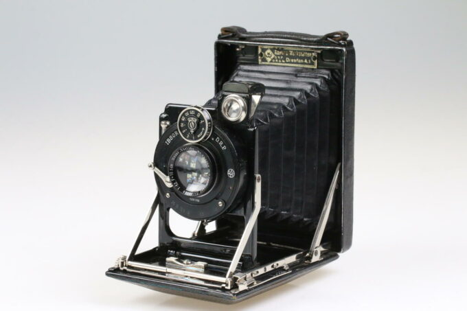 KWD Patent Etui 6,5x9cm mit Görlitz Trioplan 10,5cm f/4,5 - #126189
