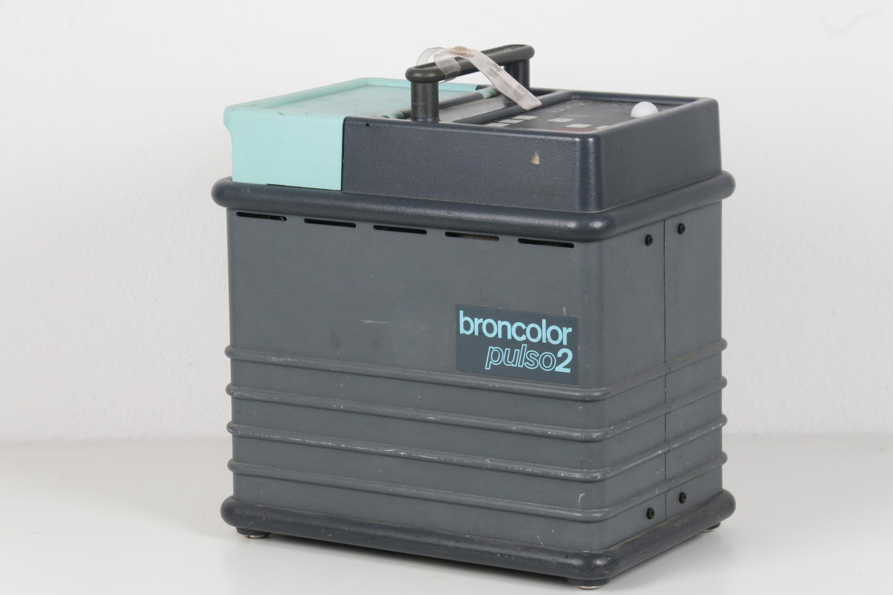 Broncolor Pulso 2 Generator - DEFEKT
