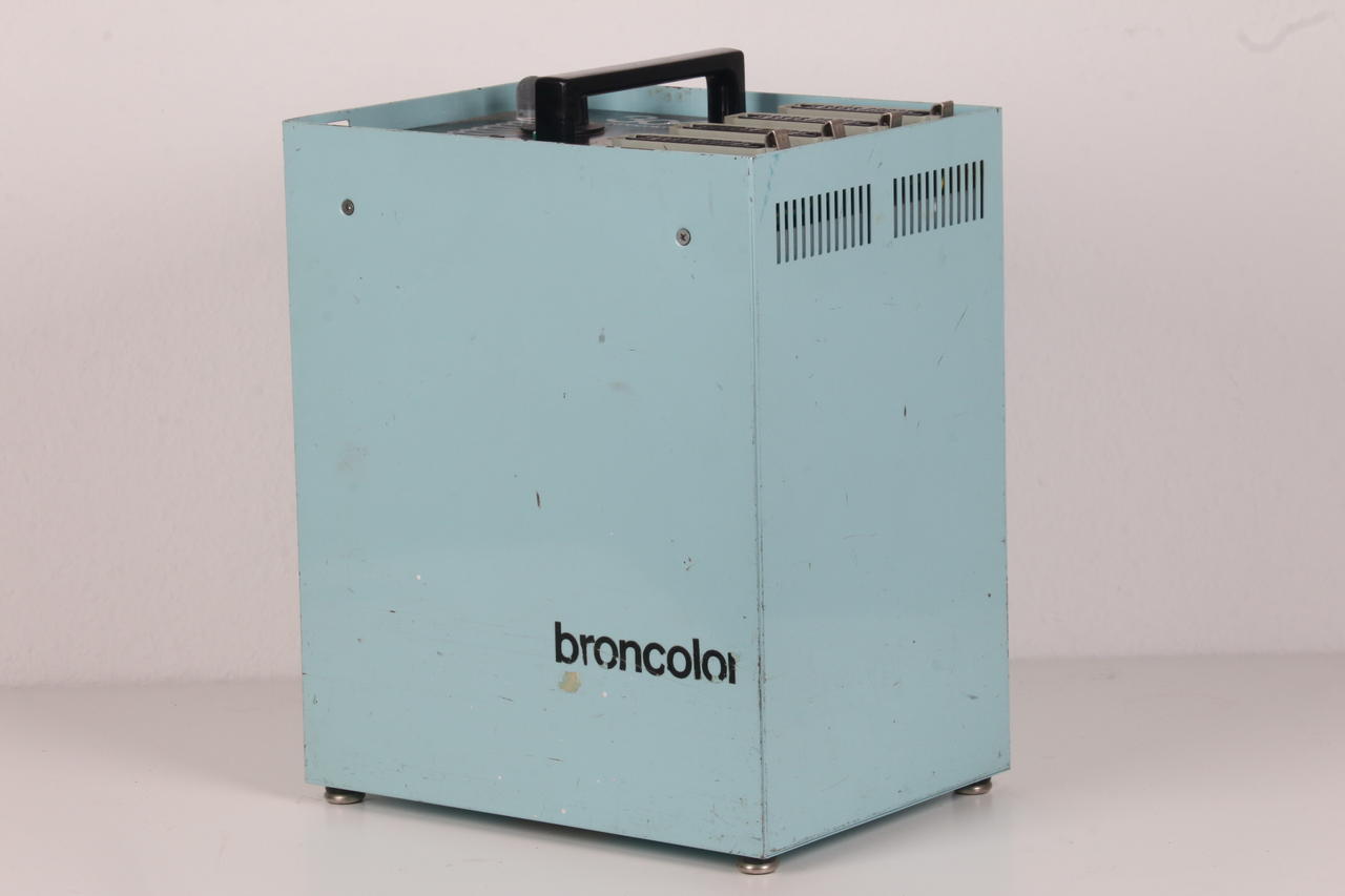 Broncolor 304 Generator - #011019
