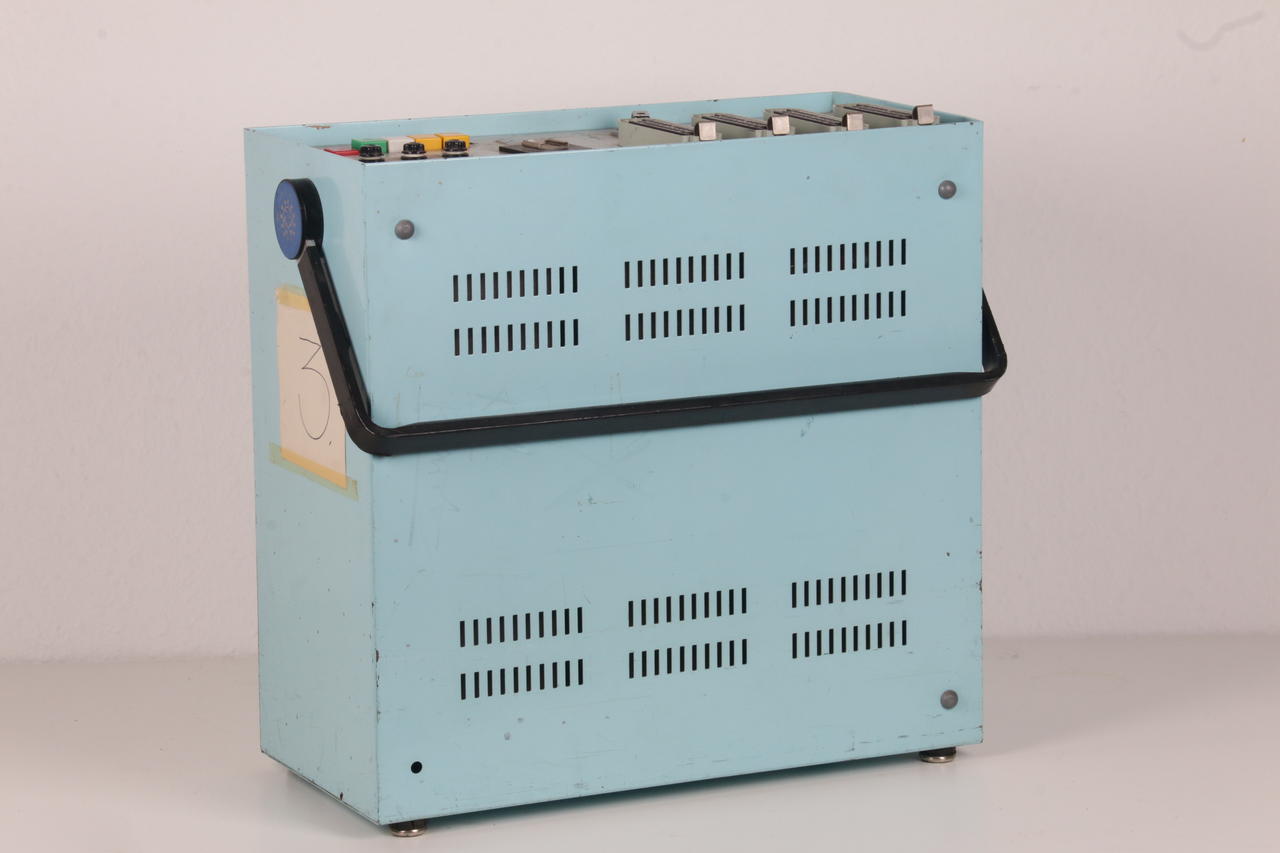 Broncolor S1400 Generator - DEFEKT