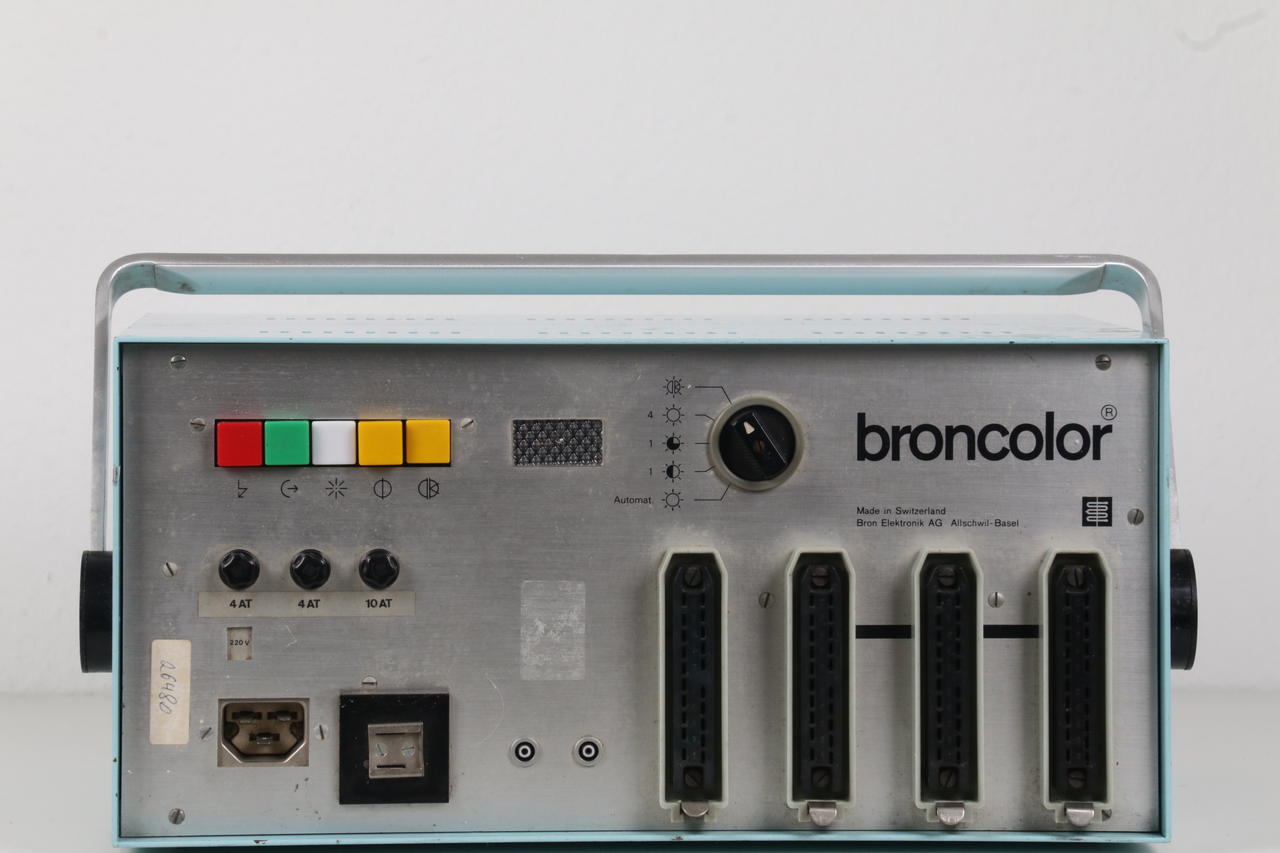 Broncolor S3400 Generator - DEFEKT - Image 3