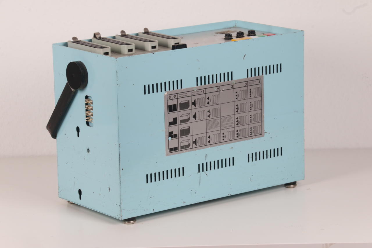 Broncolor S3400 Generator / Funktion nicht überprüft - Image 2