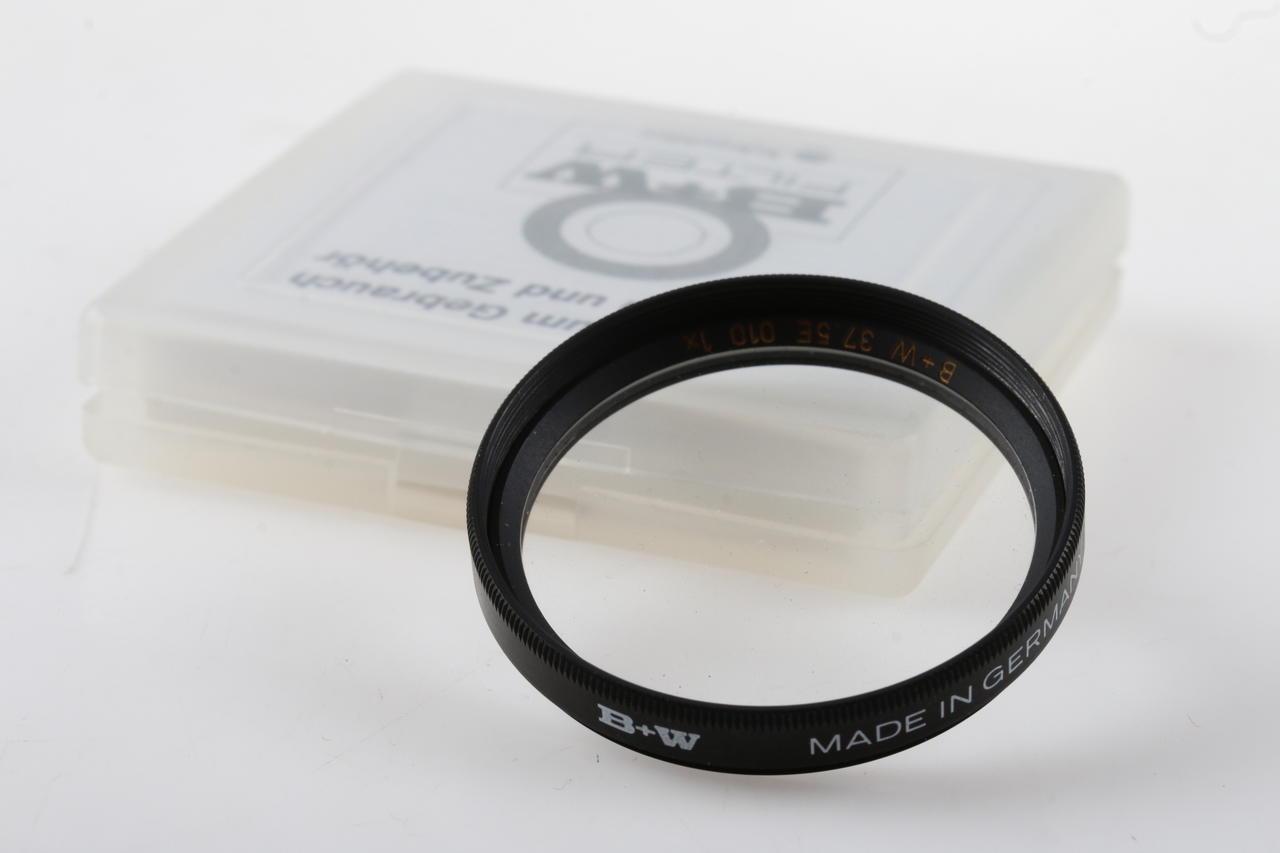 B+W UV Filter 37,5mm - Image 2