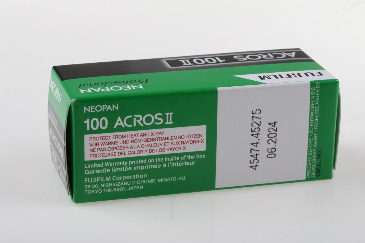FUJIFILM Neopan Acros 100 II EC 120er SW-Film (Abgelaufen/Expired 06/2024) - Image 3