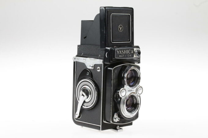 Yashica MAT-124 - #9102011