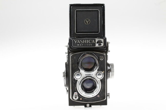 Yashica MAT-124 - #9102011