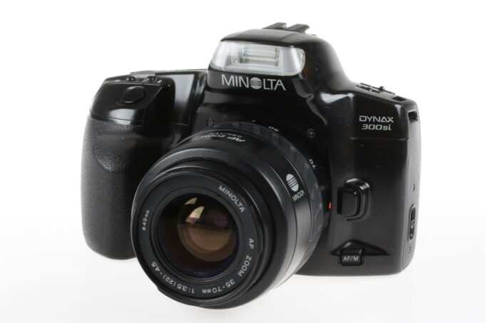 Minolta Dynax 300si mit AF 35-70mm f/3,5-4,5 - #92901620