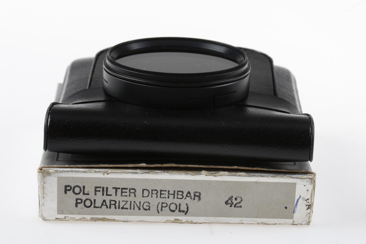 B+W Polfilter Aufsteckfassung 42mm