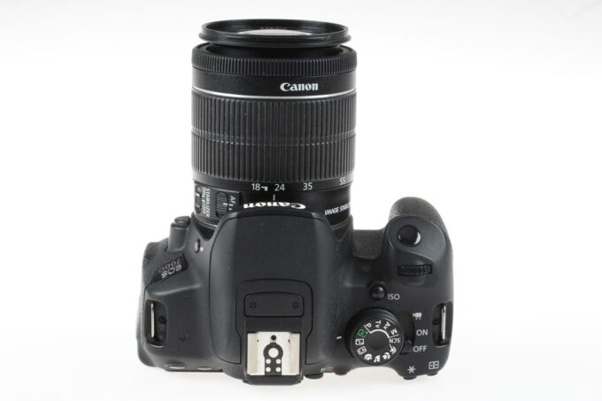 Canon EOS 700D mit EF-S 18-55mm f/3,5-5,6 IS STM - #403075025785