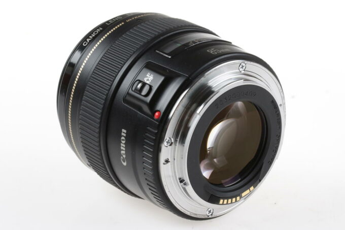 Canon EF 85mm f/1,8 USM - #2032000409