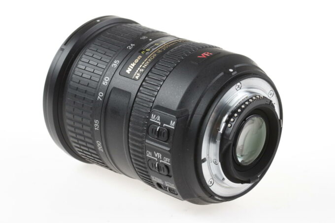 Nikon AF-S DX 18-200mm f/3,5-5,6 G ED VR - #2102812