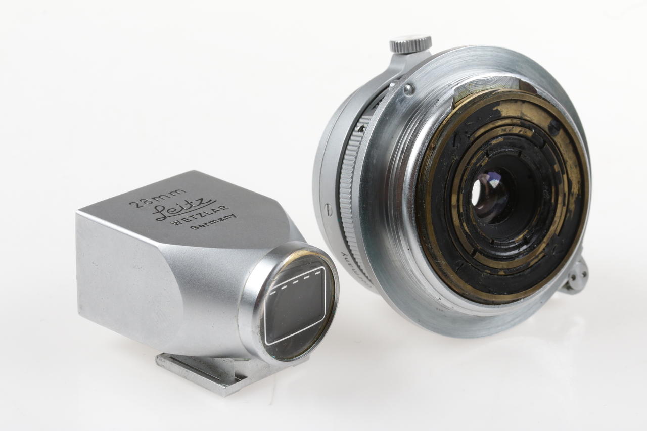 Leica Summaron 2,8cm f/5,6 red scale für M-39 Outfit mit SOOBK