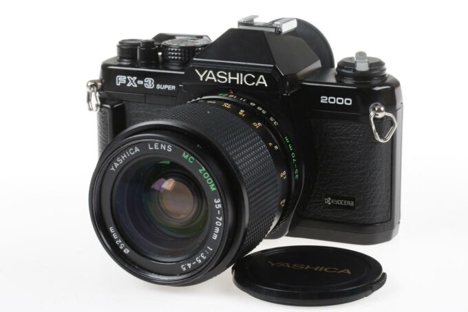 Yashica FX-3 Super 2000 mit Yashica 35-70mm f/3,5-4,5 - #5500939