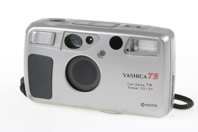 Yashica T5 mit Tessar 35mm 3,5 - #295576