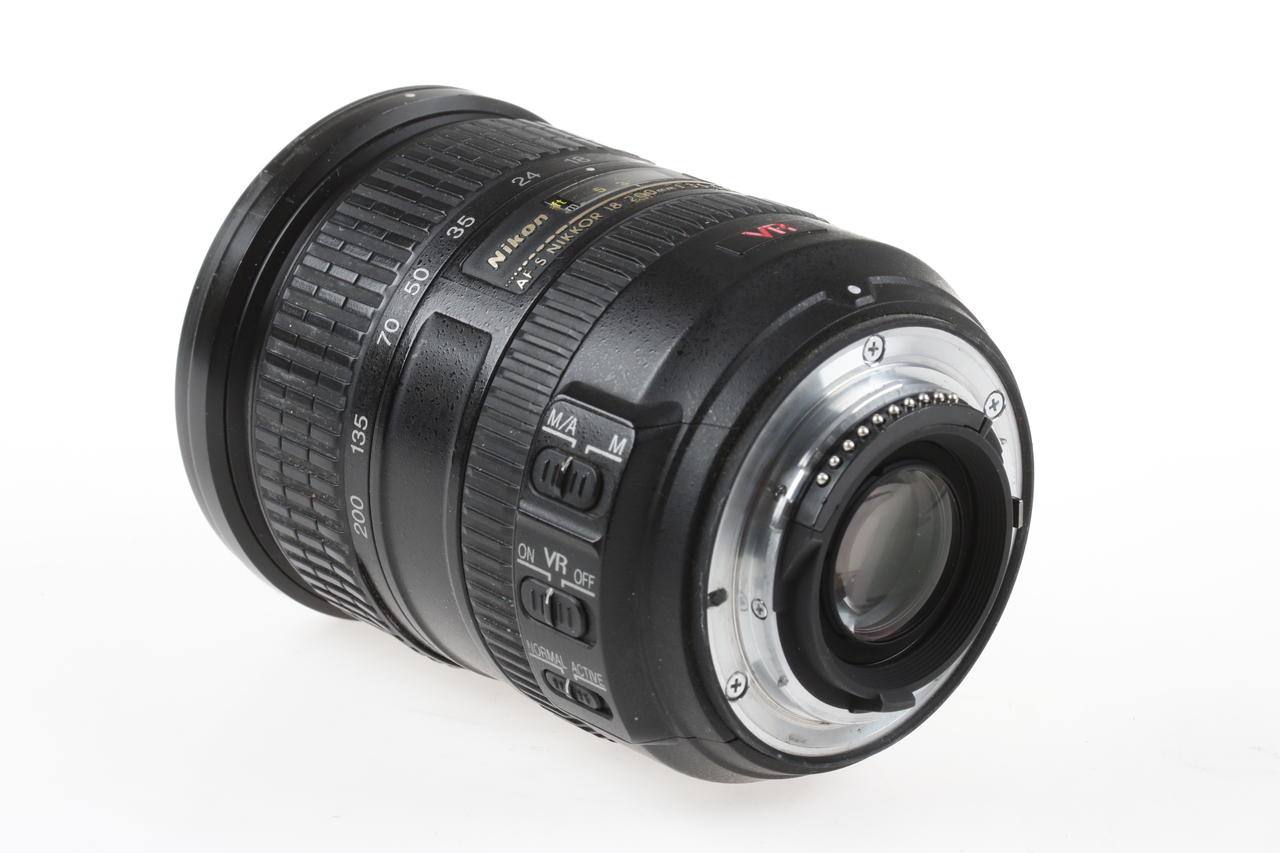 Nikon AF-S DX 18-200mm f/3,5-5,6 G ED VR - #3053223