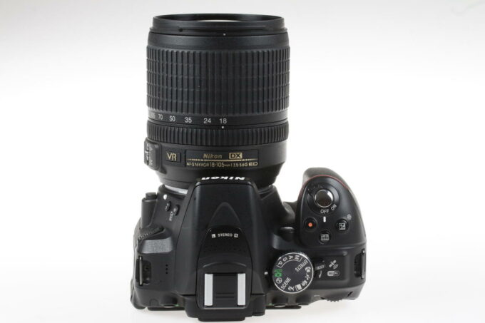 Nikon D5300 mit AF-S DX 18-105mm f/3,5-5,6 VR II - #4408744