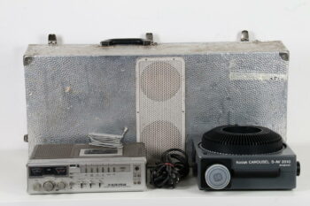 Kodak Carousell S-AV 2010 Projektor mit Zubehör Bastlergerät