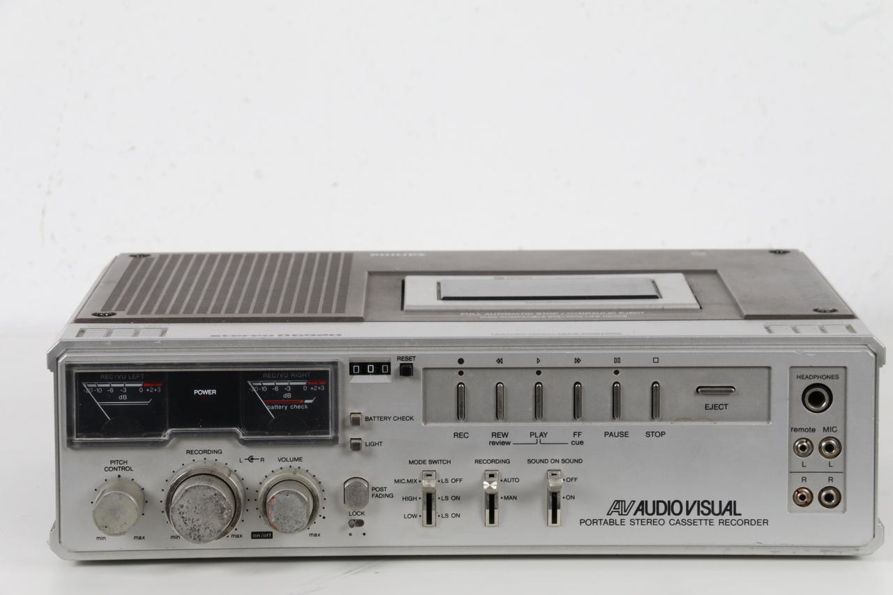 Kodak Carousell S-AV 2010 Projektor mit Zubehör Bastlergerät - Image 3