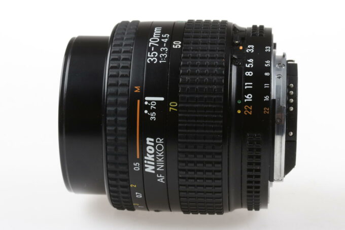 Nikon AF 35-70mm f/3,3-4,5 - #4440741 - Image 2