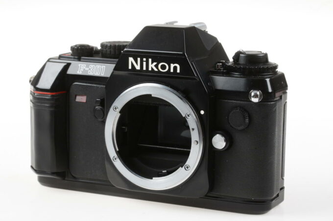 Nikon F-301 Gehäuse - #2186896