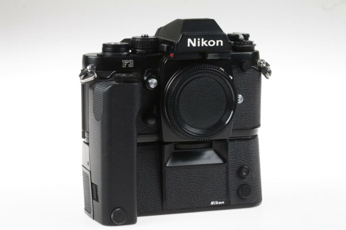 Nikon F3 Body mit Zubehörpaket - #1333744 - Image 2