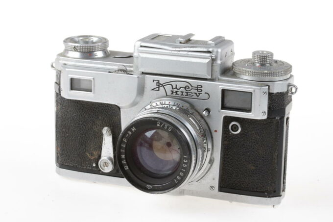 ARSENAL KIEV 4 mit 50mm f/2,0 Jupiter-8M Objektiv - #7614615