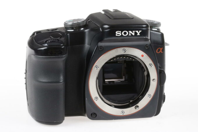 Sony Alpha 100 Body - #4977828 - Image 2