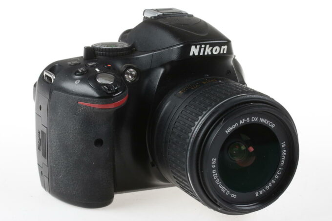 Nikon D5200 mit AF-S DX 18-55mm f/3,5-5,6 G VR II - #4615002 - Image 2